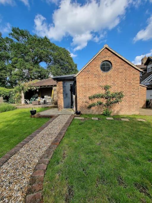 No 2 Close To Wakehurst And Kew Seed Bank アーディングリー エクステリア 写真